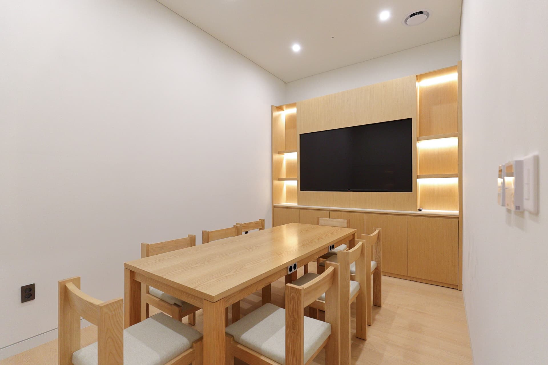 branch image 10