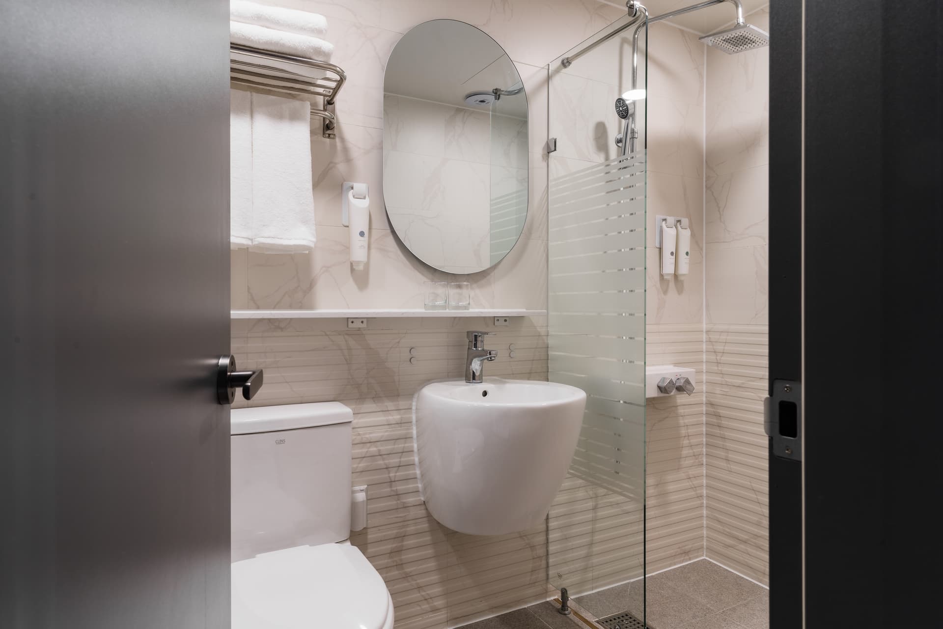 Standard Double Residence