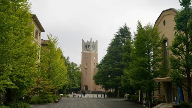 学術的な雰囲気が漂う早稲田大学